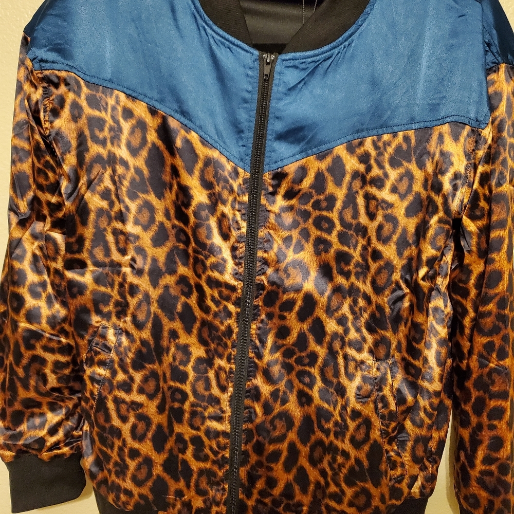 Bomber jacket
